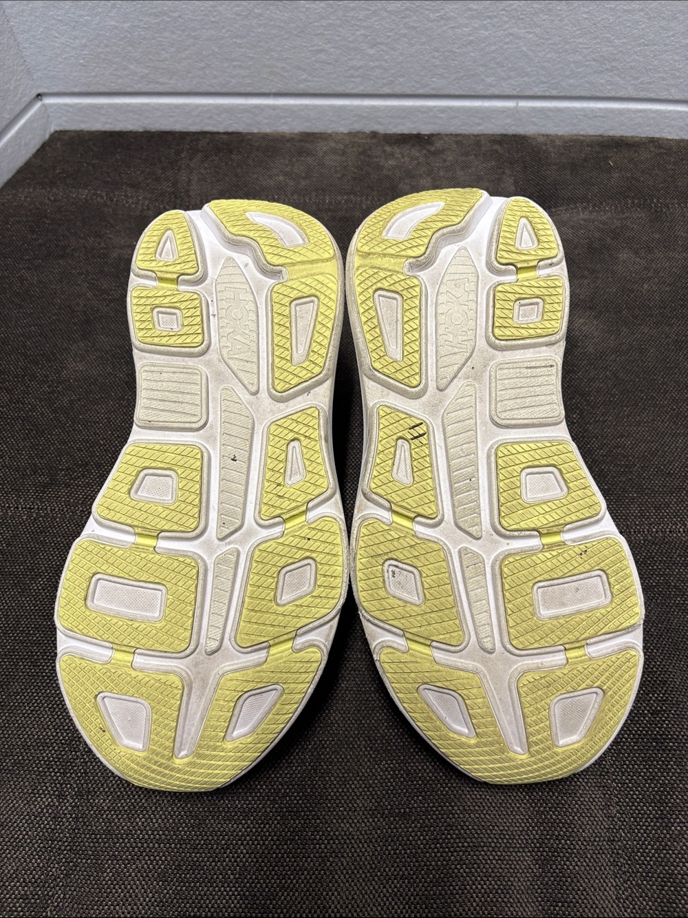 Hoka Women’s Bondi 9 Size 9.5D Wide - Picture 14 of 14